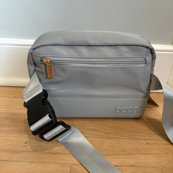 BOGG BAG Silver Belt Bag - Picture 5 of 6